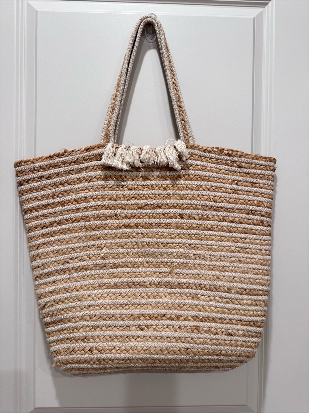 C&C California Large Jute Woven Straw Tote Bag Boho Beach Tassel NWOT